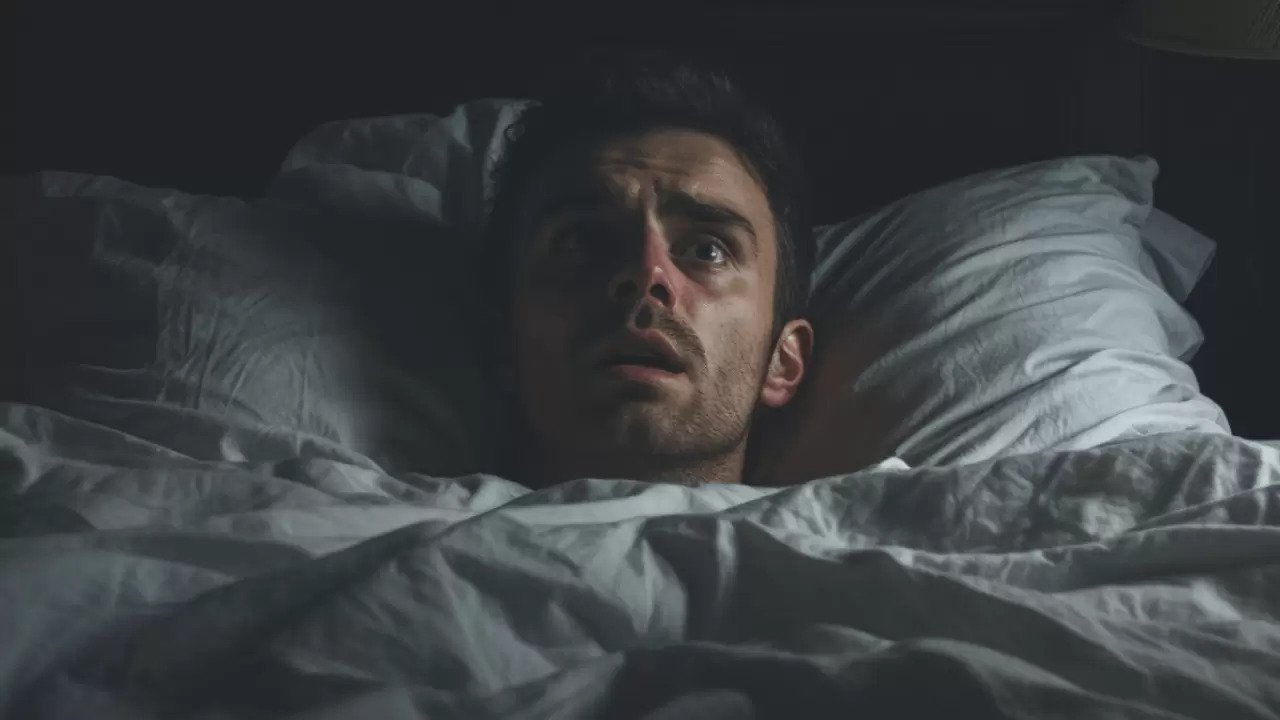 Uyku Felci (Karabasan) Nedir? Neden Olur, Tehlikeli mi?